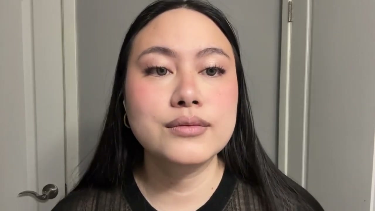 Signature Lip Sheer Lip Liner