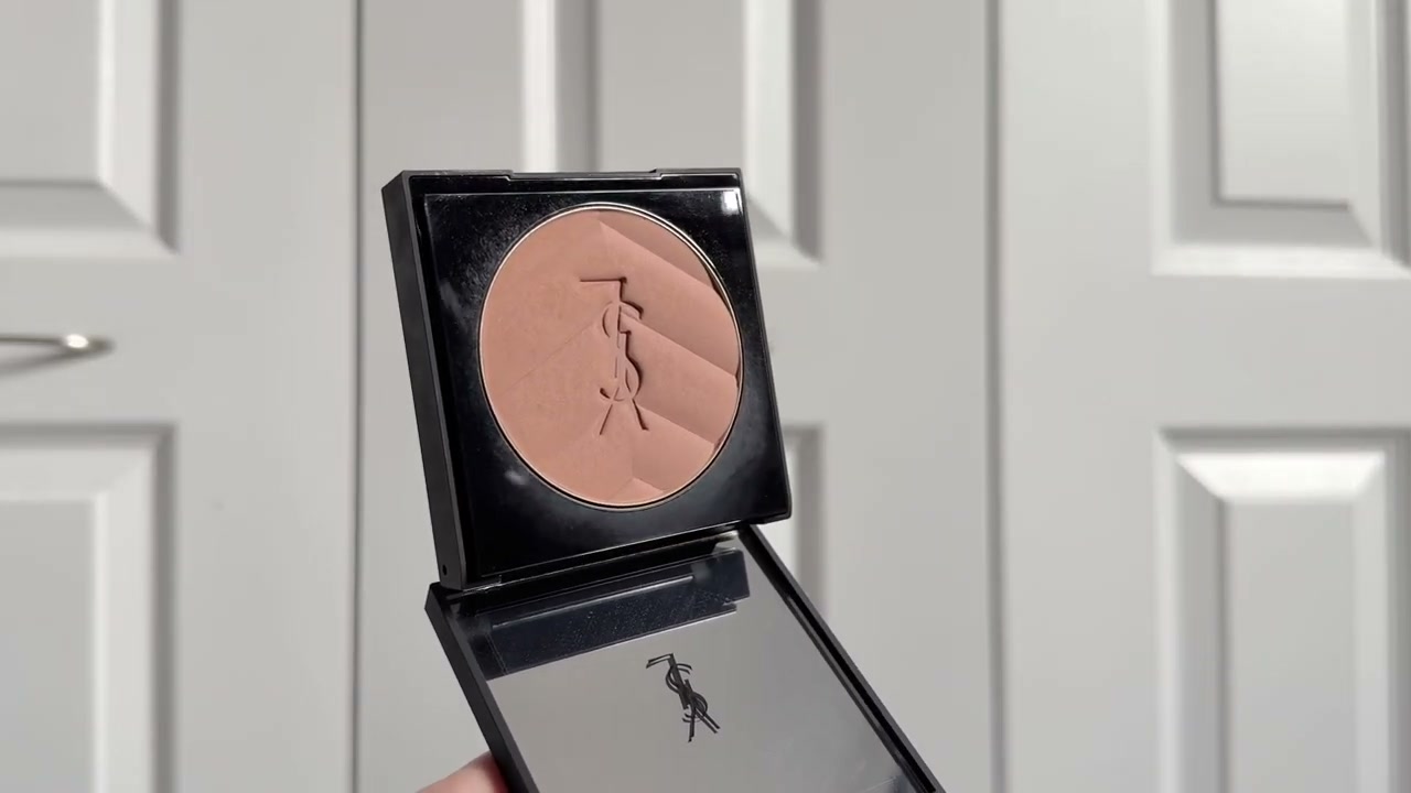 All Hours 24H Hyper Sunkissed Glow Bronzer Powder