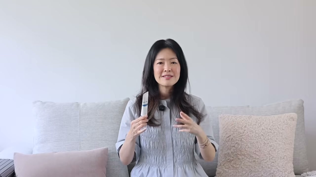 @gothamista reviewing Round Lab Birch Juice Moisturizing Sun Cream Spf50+ Pa++++ at 18:13 in a YouTube Shorts video