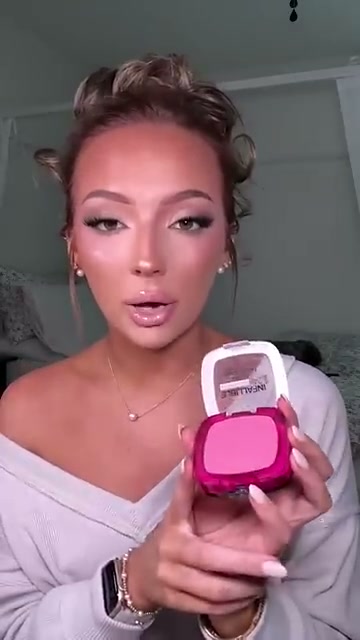 @heyitsmollygrace reviewing L'oreal Infallible at 00:31 in a YouTube Shorts video