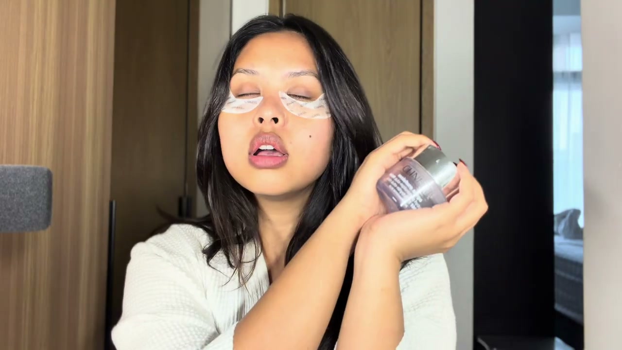 Moisture Surge 100H Auto-Replenishing Hydrator