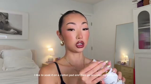 @itsbabykelz reviewing The Ordinary Glycolic Acid Exfoliating Toner at 12:15 in a YouTube Shorts video