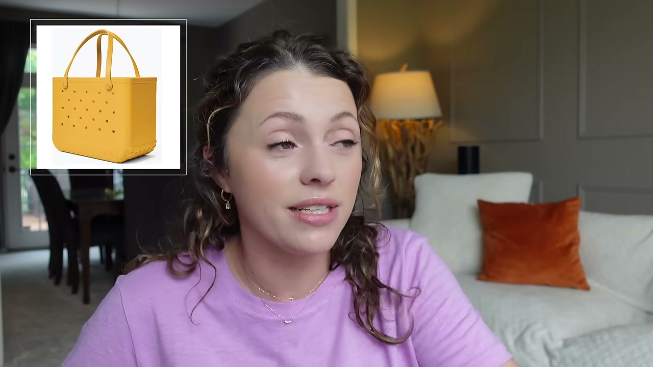 @itsjessicabraun reviewing Bogg Bag at 18:11 in a YouTube Shorts video