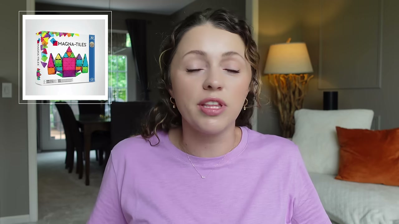 @itsjessicabraun reviewing Magna-Tiles at 05:00 in a YouTube Shorts video