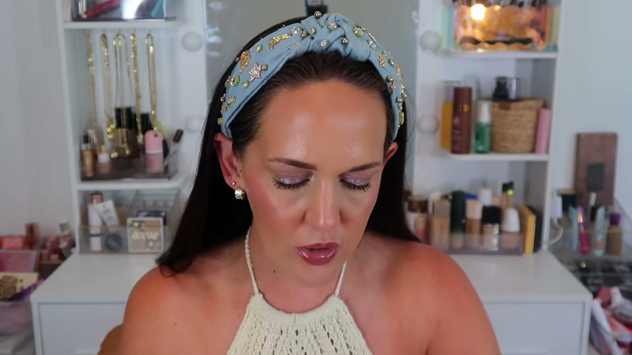 Crystal Eyes Shimmer Eyeshadow Stick