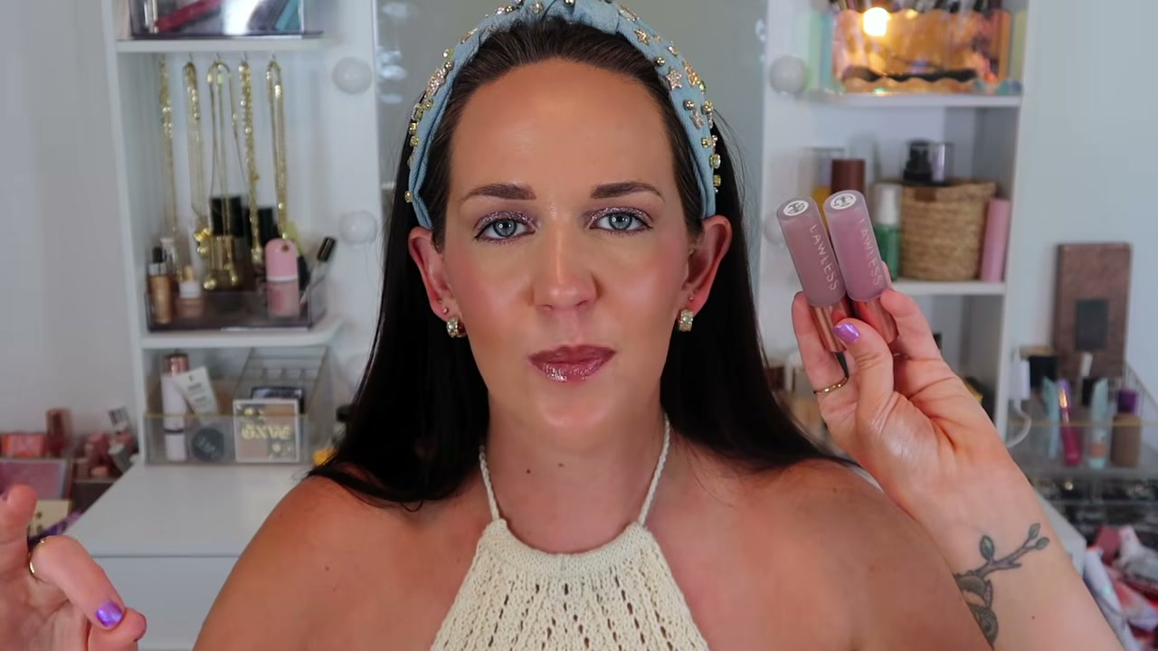 @itsjuststephslife reviewing Lawless Forget the Filler Gloss at 17:53 in a YouTube Shorts video