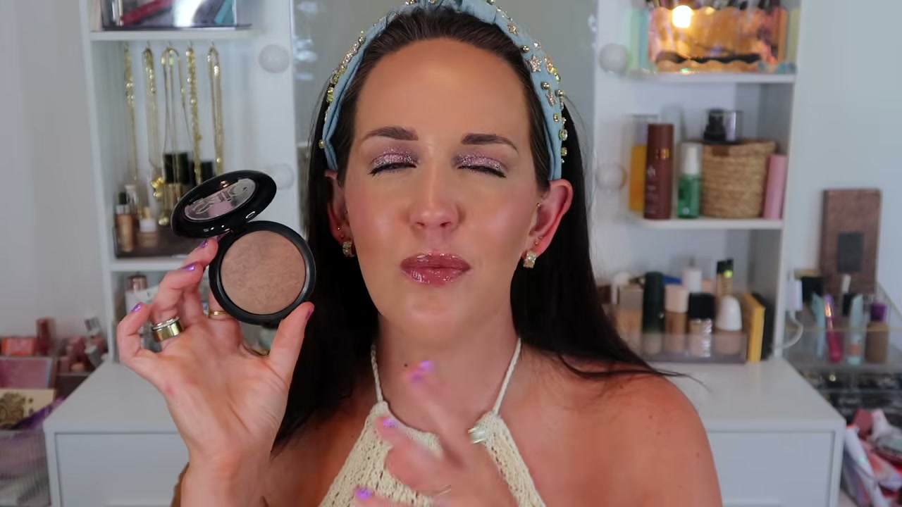 SuperSuede Radiant Baked Bronzer