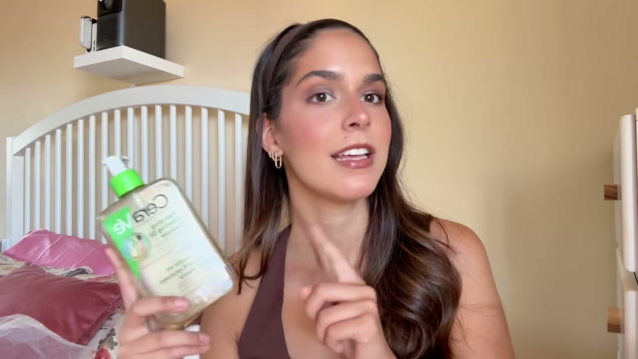 Hydrating Foaming Oil Cleanser