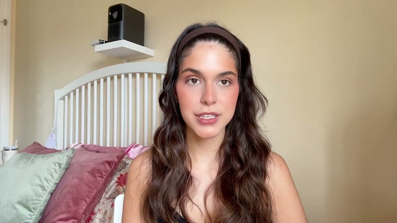 @itslifebycat reviewing Essence Correct & Conceal Under Eye Brightening Concealer at 01:44 in a YouTube Shorts video