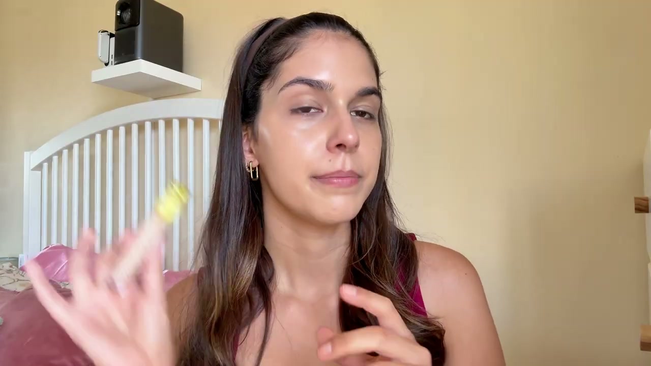 @itslifebycat reviewing Kosas Concealer at 02:25 in a YouTube Shorts video