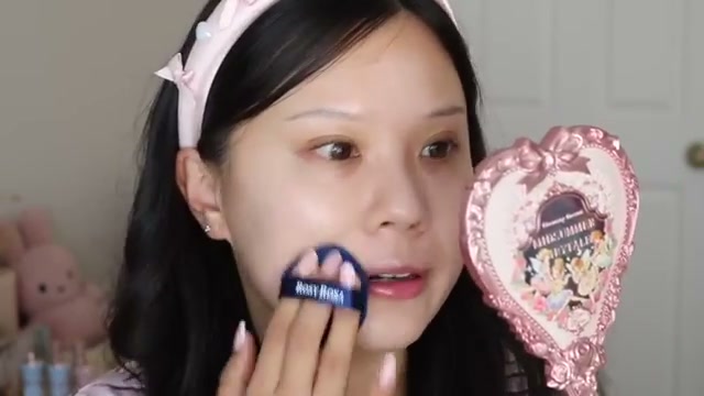 @j.uuuuudy reviewing Flower Knows Bunny's Garden Cushion Cream Foundation at 03:36 in a YouTube Shorts video