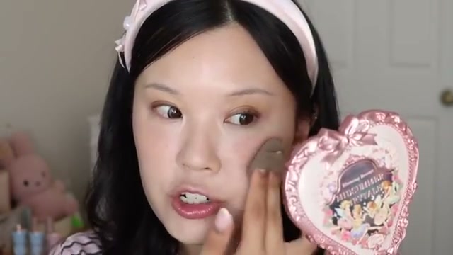 @j.uuuuudy reviewing Flower Knows Strawberry Cupid All Day Glow Liquid Blush at 06:58 in a YouTube Shorts video