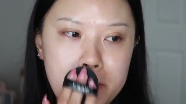 Black Cushion Foundation SPF34/PA++