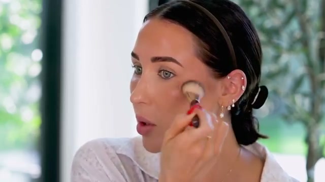 jaclynhill1 mentioning Victoria Beckham Beauty Contour Stick at 07:55 in their YouTube video