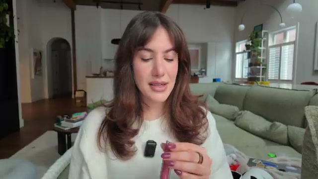 Positive Light Luminizing Lip Gloss