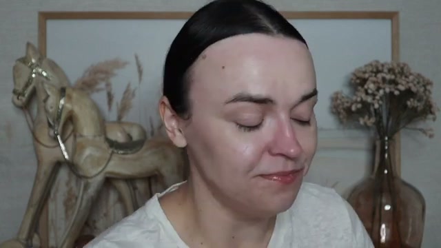 @jessicadeerly reviewing CoverGirl Clean Fresh Yummy Big Oil Stick at 07:36 in a YouTube Shorts video
