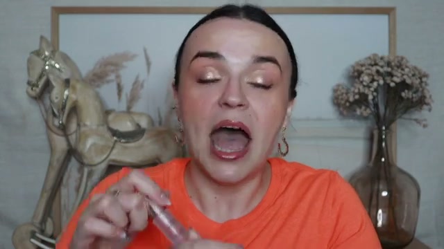 @jessicadeerly reviewing Lawless Forget the Filler Lip Plumping Gloss at 35:33 in a YouTube Shorts video