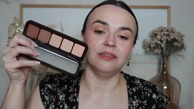 @jessicadeerly reviewing m.ph by Mary Phillips Underpainting Face Palette at 38:23 in a YouTube Shorts video