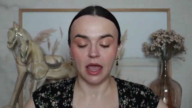 @jessicadeerly reviewing MAKEUP BY MARIO Master Mascara at 62:43 in a YouTube Shorts video