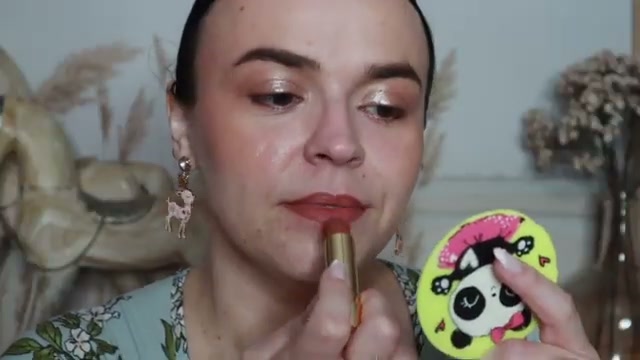 @jessicadeerly reviewing Merit Signature Lip Blush at 27:29 in a YouTube Shorts video
