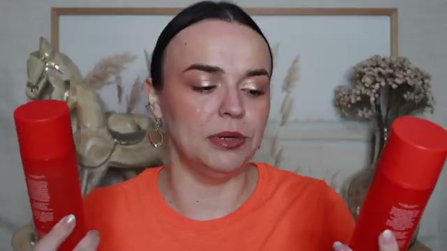 @jessicadeerly reviewing Tower 28 Beauty Daily Balancing Gel Cleanser at 10:11 in a YouTube Shorts video