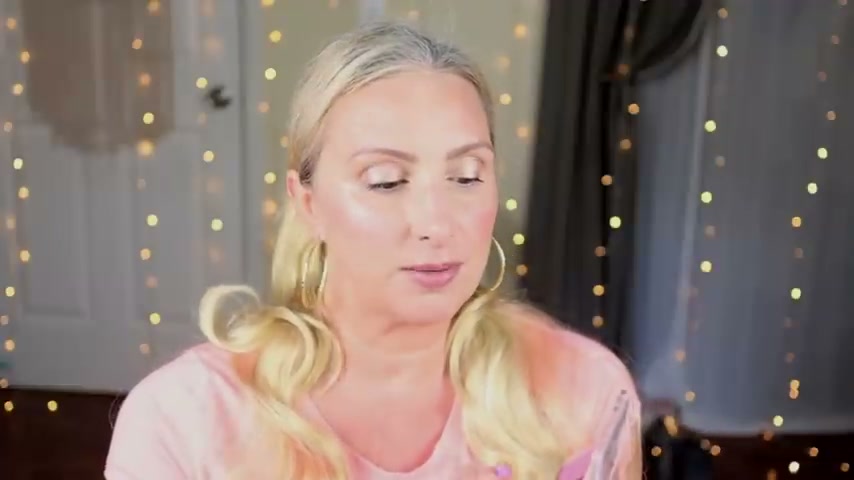 @jessicathedollardiva reviewing L.A. Colors Blush Duo at 04:15 in a YouTube Shorts video
