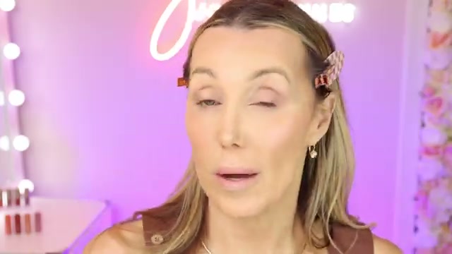 @jodimannes reviewing MAKEUP BY MARIO Cream Eyeshadow at 19:07 in a YouTube Shorts video