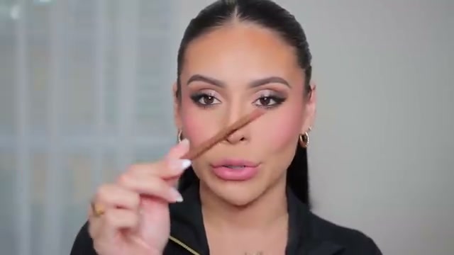 Lip Cheat Lip Liner
