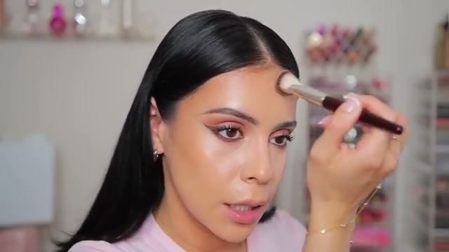@juicyjas reviewing Flawless Starlight Wand at 11:19 in a YouTube Shorts video