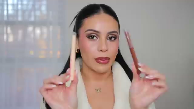 @juicyjas reviewing L.A. Colors Eyeshadow Quad at 17:09 in a YouTube Shorts video