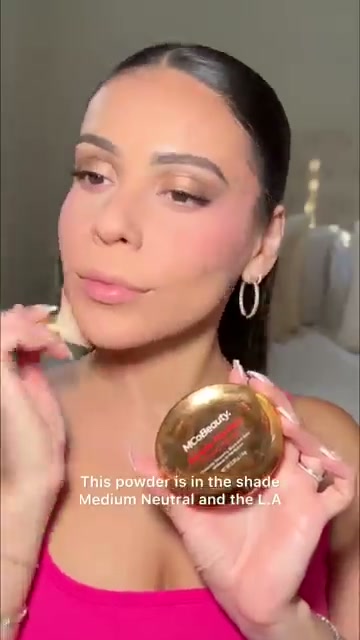 @juicyjas reviewing L.A. Girl Pro Perfect Multitasking Setting Spray at 00:32 in a YouTube Shorts video