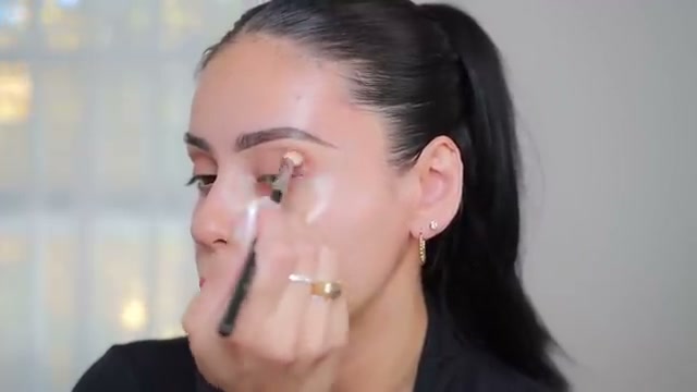 Master Mattes Long-Wear Cream Eyeshadow