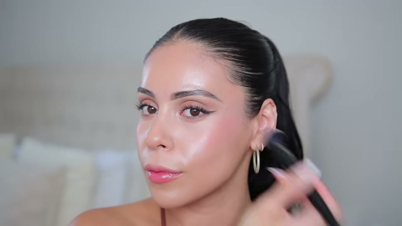 Light As A Cloud Bouncy Blur Blush