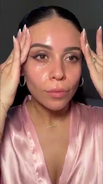 Conceal + Perfect Blur Out Smoothing Primer