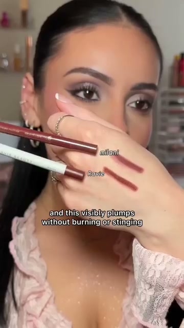 @juicyjas reviewing Milani Keep It Full Plumping Lip Liner at 00:54 in a YouTube Shorts video