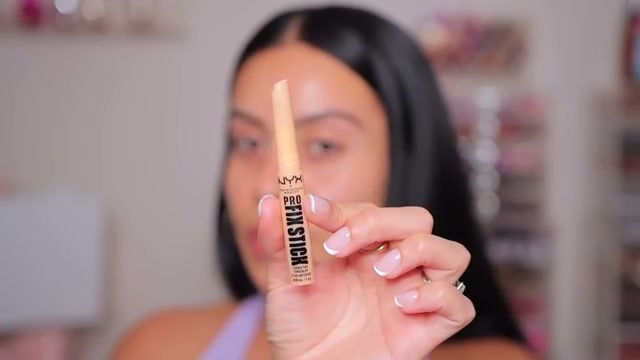 @juicyjas reviewing NYX Pro Fix Corrector Concealer at 01:03 in a YouTube Shorts video