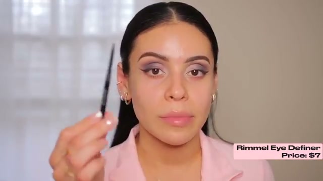 @juicyjas reviewing Rimmel Exaggerate Waterproof Eyeliner at 09:52 in a YouTube Shorts video