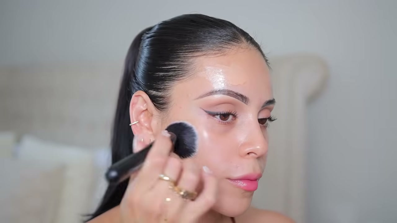 Multi-Tasker Better than Filters Face Primer