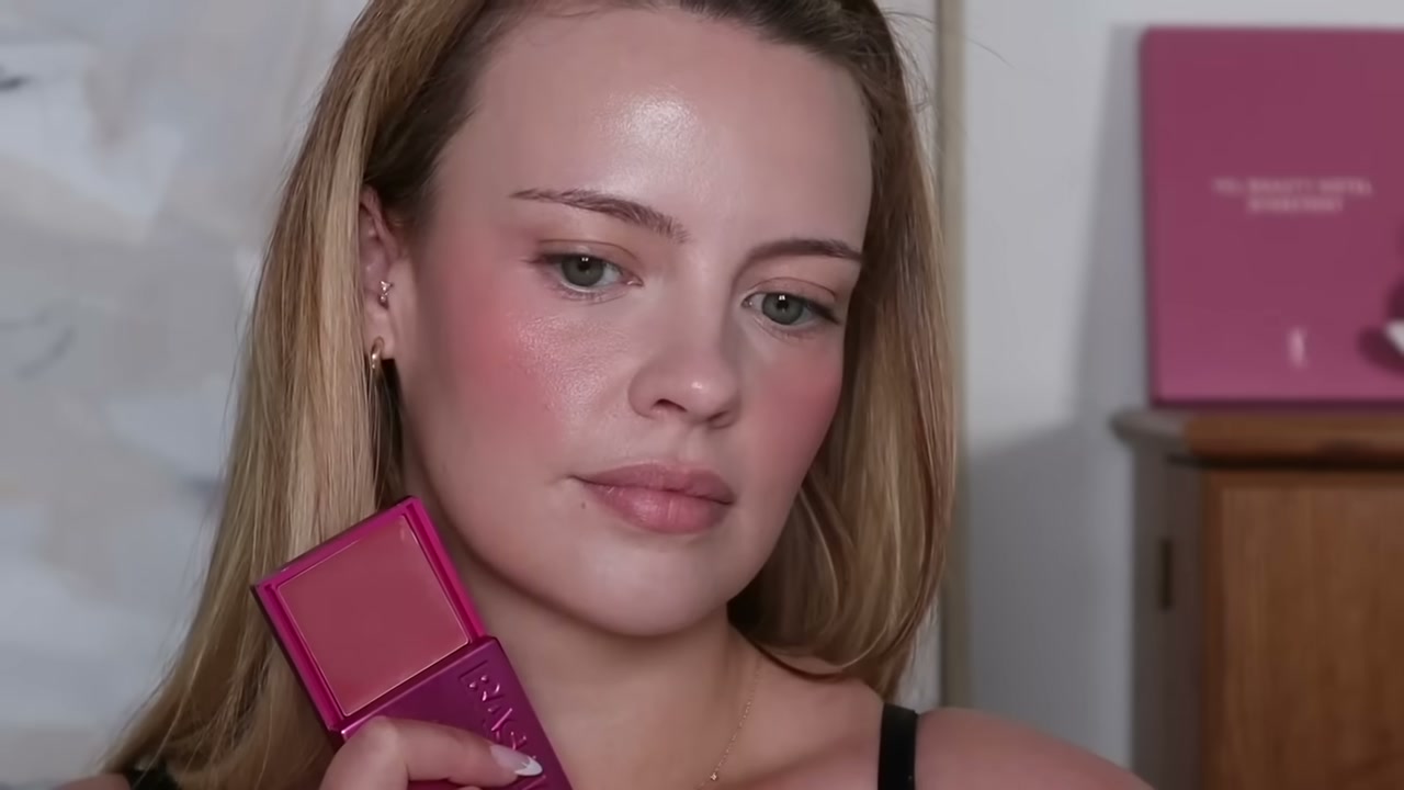 @juliaadamsmua reviewing BASMA Beauty Cream Blush at 19:31 in a YouTube Shorts video