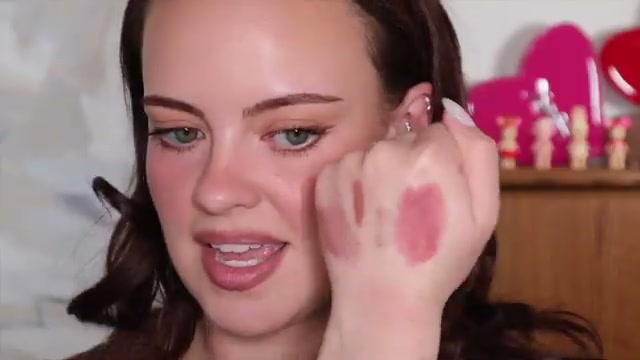 Clean Fresh Yummy Blur Matte Lipstick