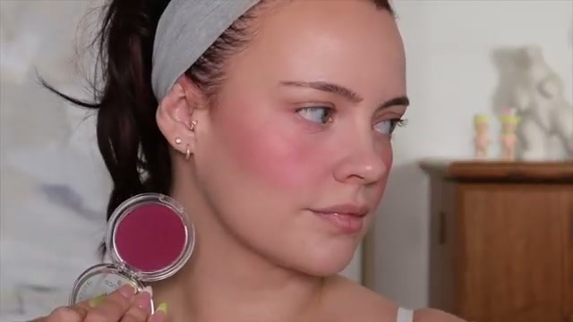 Soft Touch Bouncy Blush