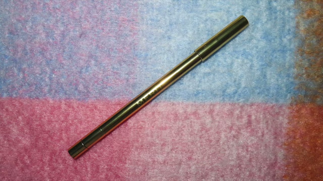 Signature Lip Sheer Lip Liner