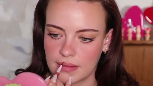 Lip Lingerie Lip Liner Stain