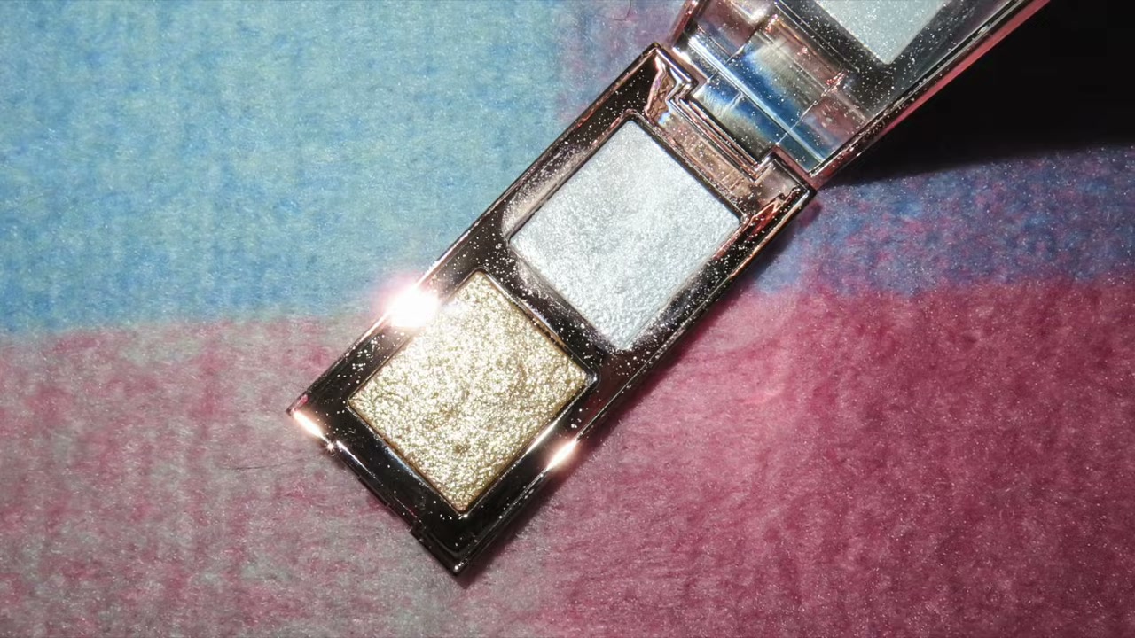 Major Dimension Eye Illusion Eyeshadow Duo