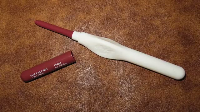 The Easy Way Effortless Lip Liner