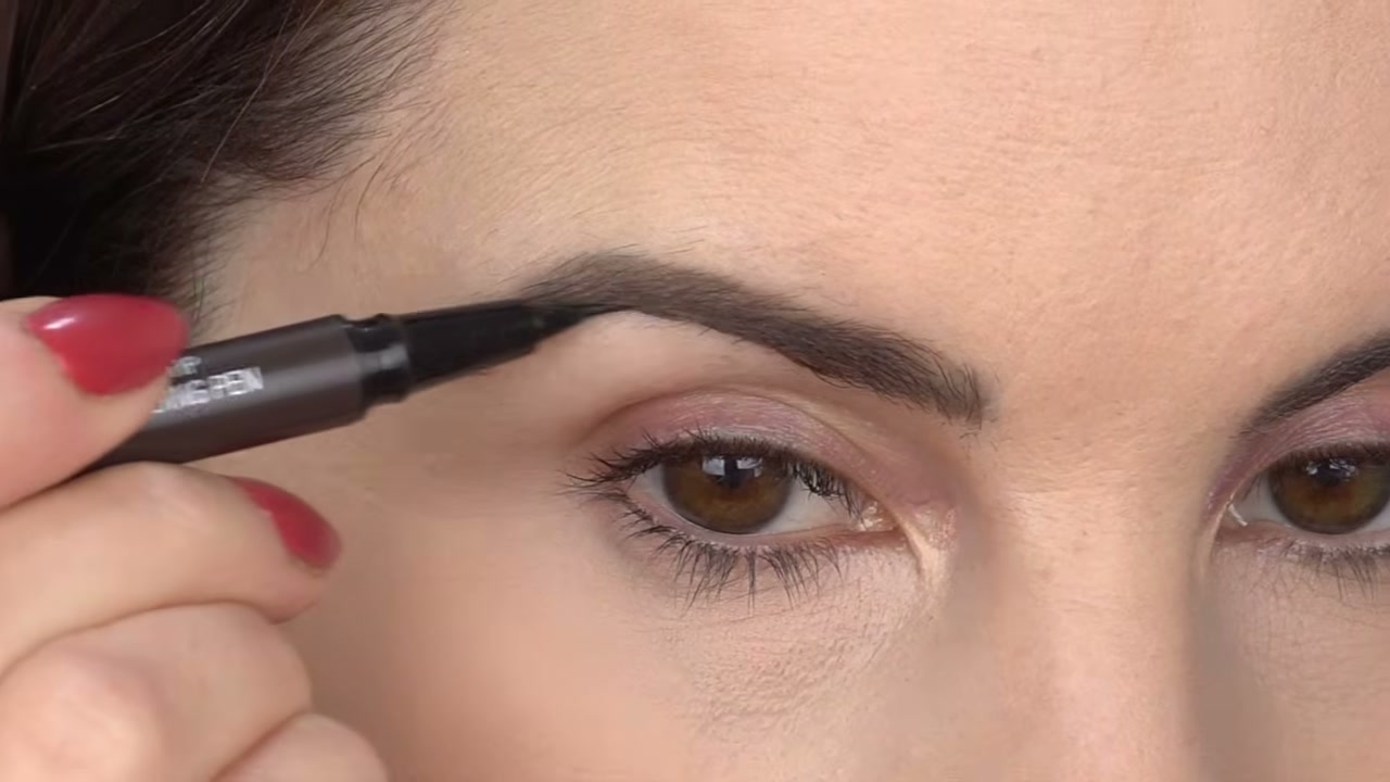 Browie Wowie Precision Smudge-Proof Retractable Eyebrow Pencil
