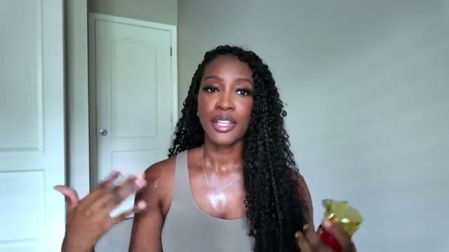@justshanygne reviewing Rabanne Fame in Love Parfum Elixir at 08:02 in a YouTube Shorts video
