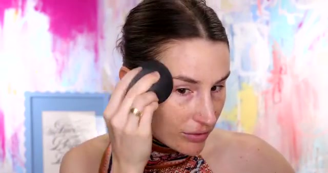 Reveal Skin Optimizing Refillable Soft Matte Foundation