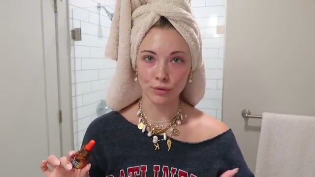 @kayla.ryan1 reviewing Josie Maran Josie Maran 100% Pure Organic Argan Oil at 06:29 in a YouTube Shorts video