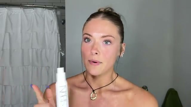 @kayla.ryan1 reviewing NARS Nars Light Reflecting Hydrating Primer at 00:30 in a YouTube Shorts video
